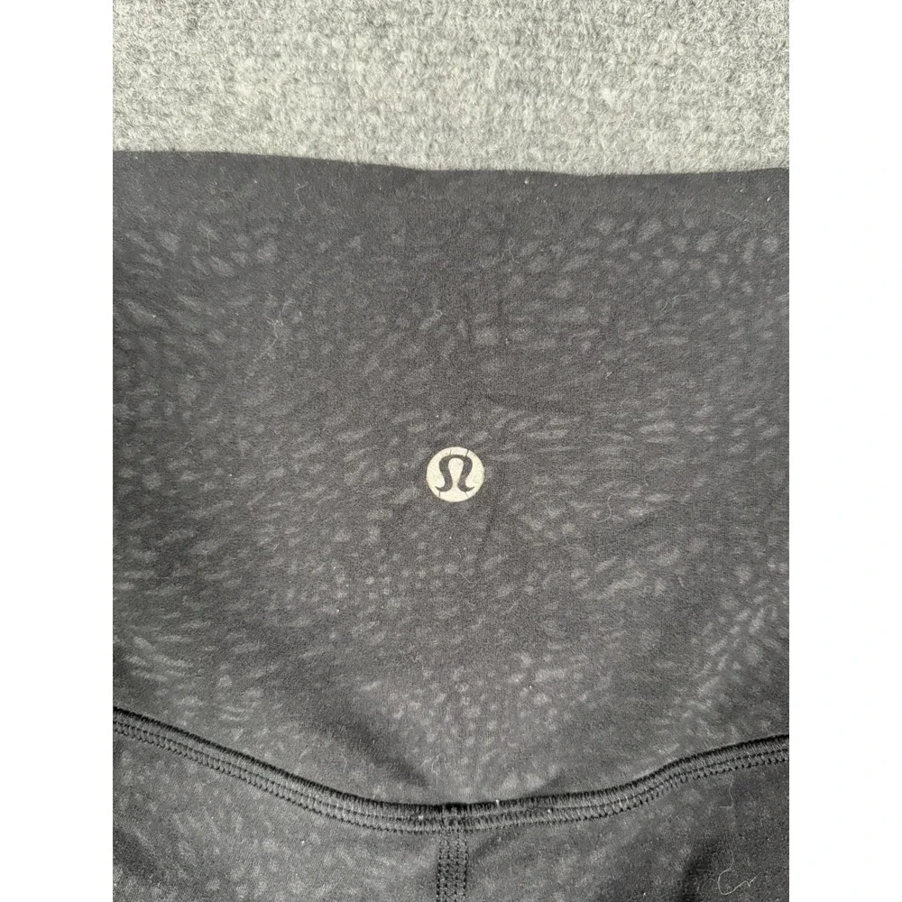 lululemon athletica leggings have